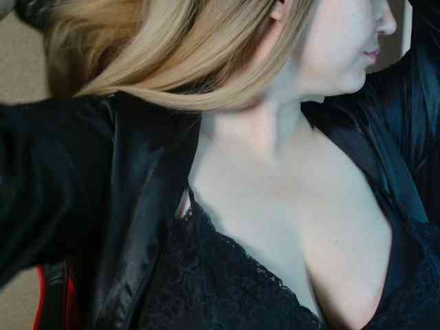 VITAMINKA_ webcam