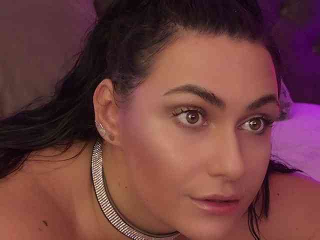 KiraJellylike webcam