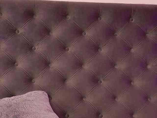 KiraJellylike webcam