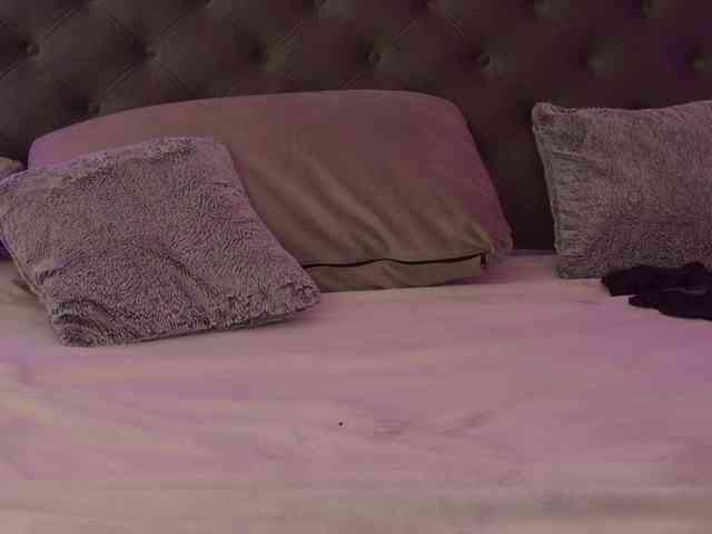 KiraJellylike webcam