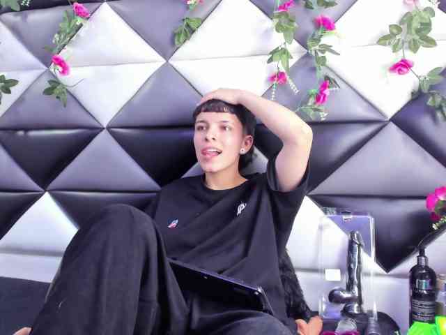 MeganThompson webcam