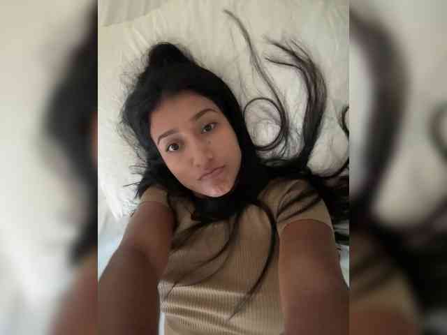 plaisirsecrett webcam