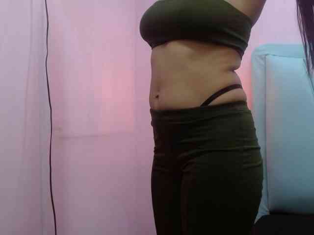 lunapetite18 webcam