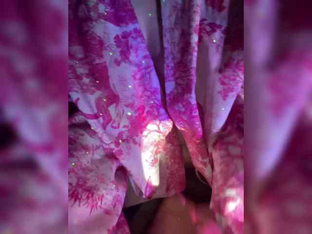 MissLili20 webcam