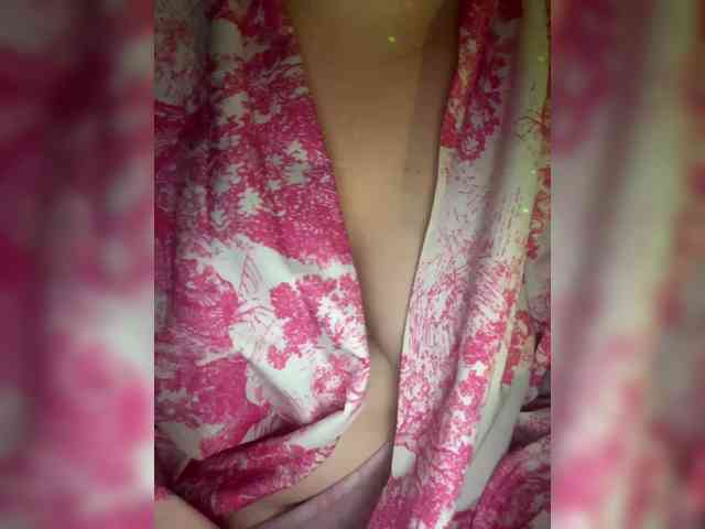 MissLili20 webcam