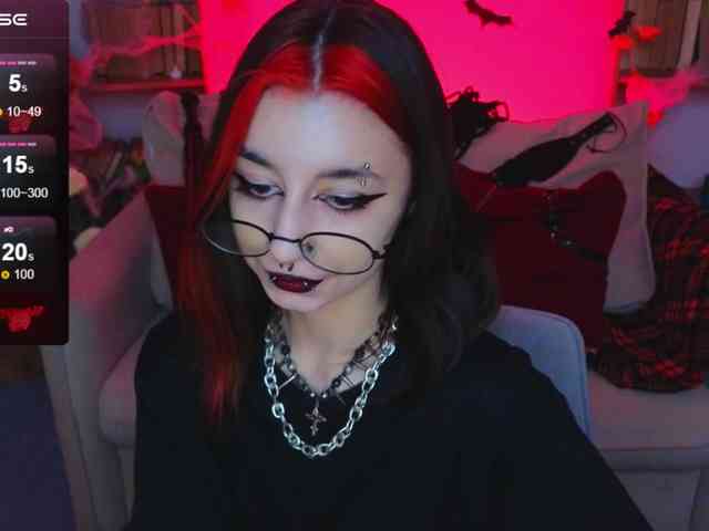 MistressMarcelline webcam