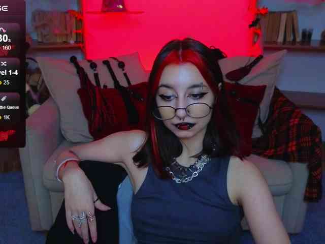 MistressMarcelline webcam