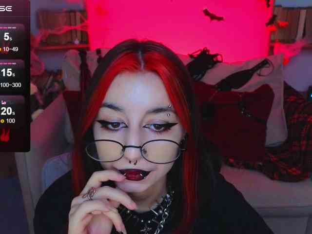 MistressMarcelline webcam