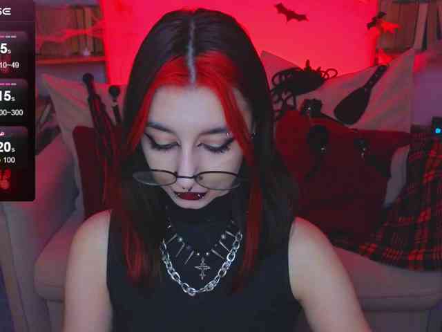 MistressMarcelline webcam