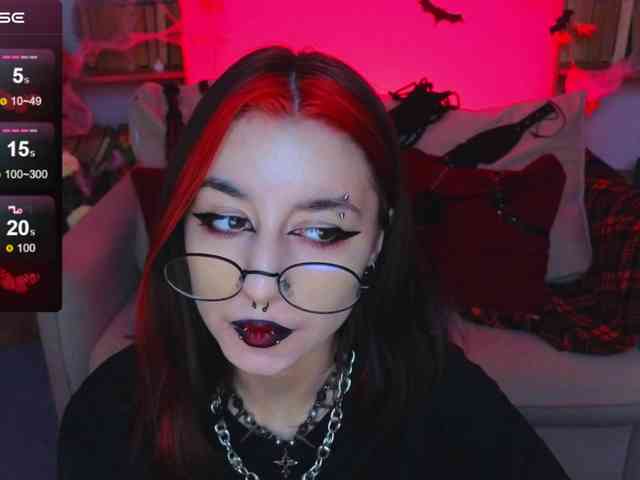 MistressMarcelline webcam