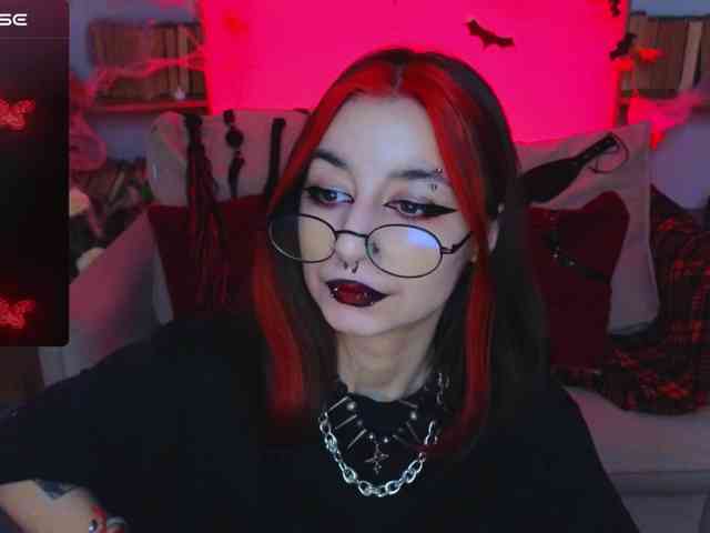 MistressMarcelline webcam