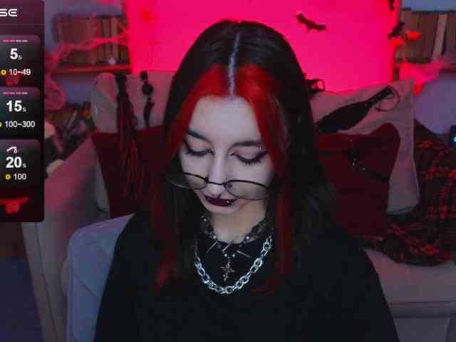 MistressMarcelline webcam