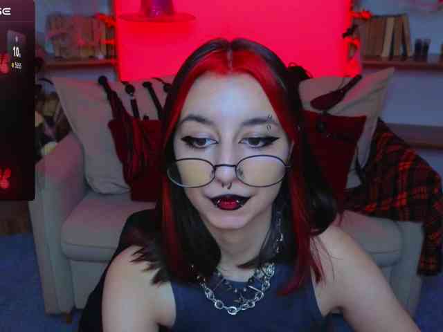MistressMarcelline webcam
