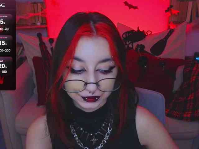 MistressMarcelline webcam