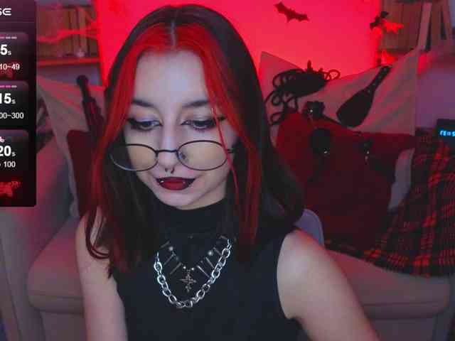 MistressMarcelline webcam