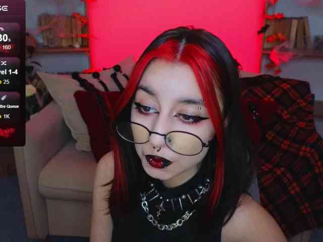 MistressMarcelline webcam