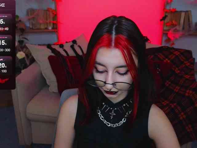 MistressMarcelline webcam