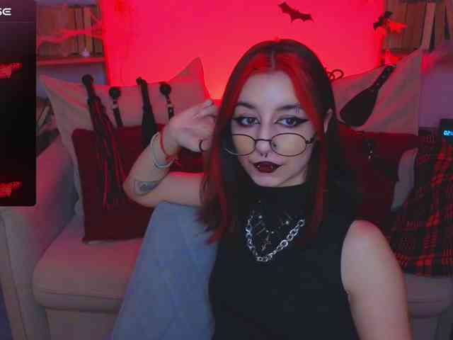 MistressMarcelline webcam