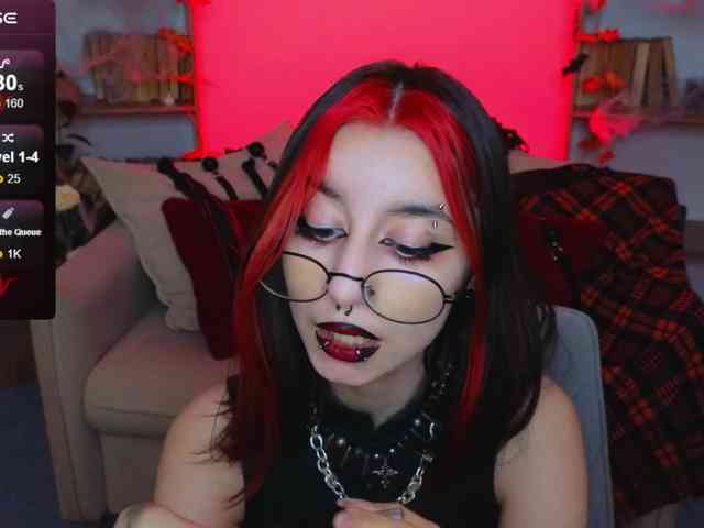 MistressMarcelline webcam