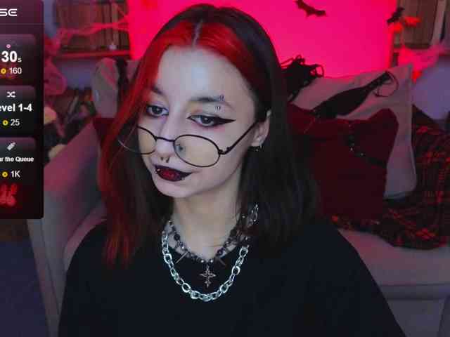 MistressMarcelline webcam