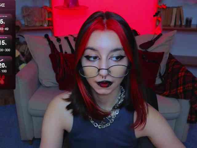 MistressMarcelline webcam
