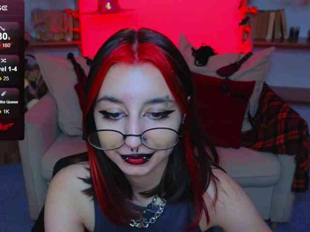 MistressMarcelline webcam