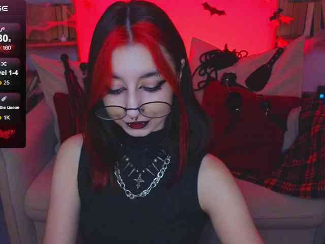 MistressMarcelline webcam