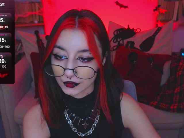 MistressMarcelline webcam