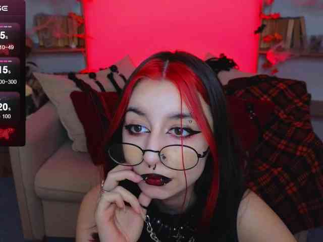 MistressMarcelline webcam