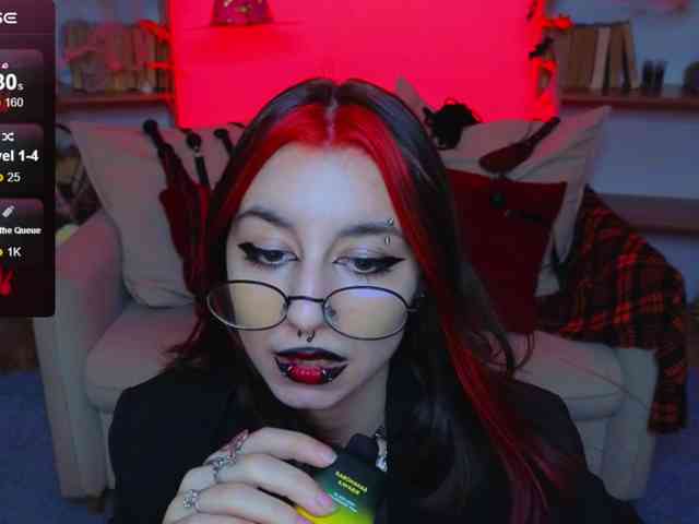 MistressMarcelline webcam