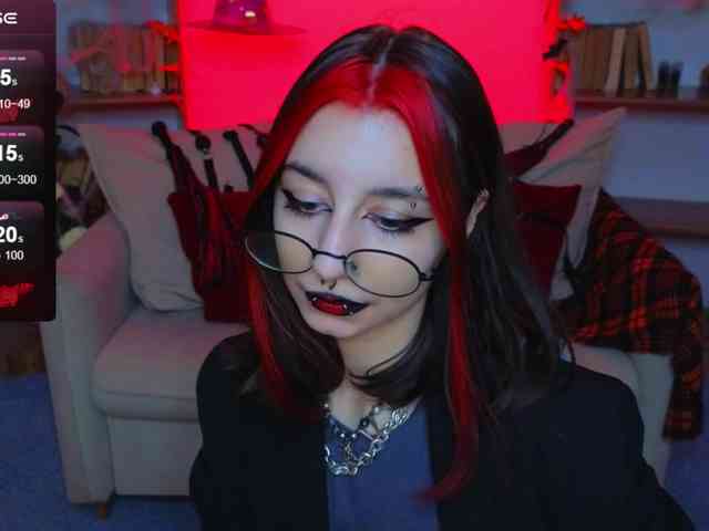 MistressMarcelline webcam