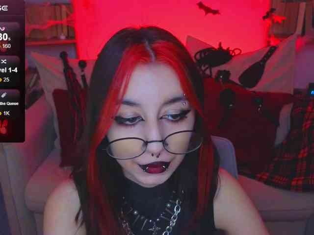 MistressMarcelline webcam