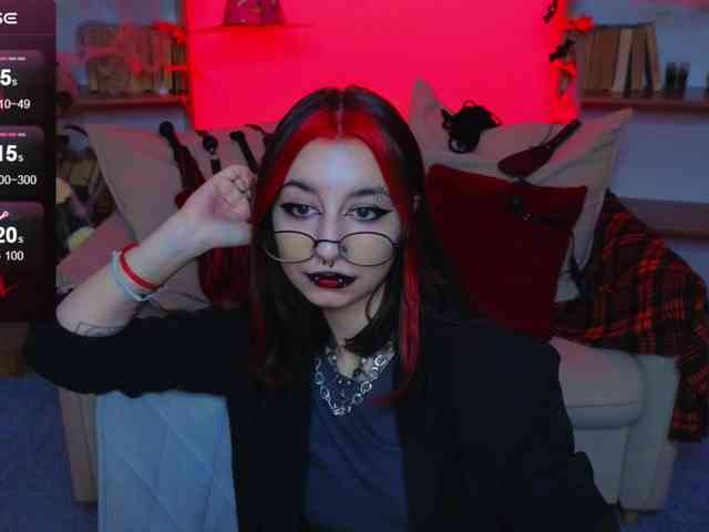 MistressMarcelline webcam