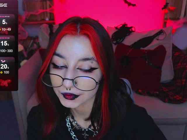 MistressMarcelline webcam