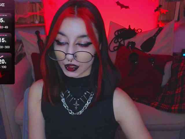 MistressMarcelline webcam