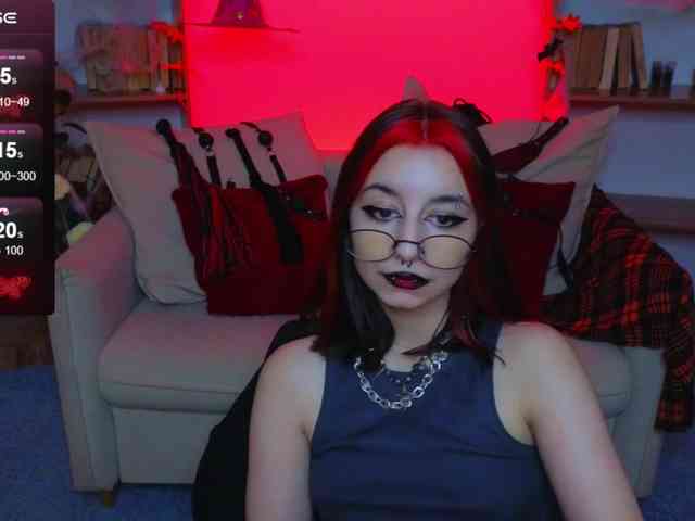 MistressMarcelline webcam