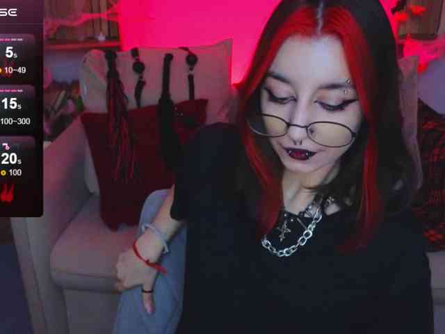 MistressMarcelline webcam