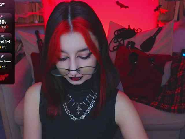 MistressMarcelline webcam