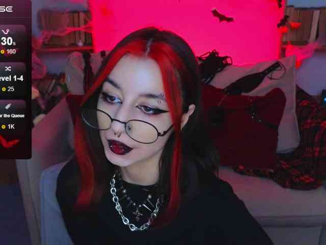 MistressMarcelline webcam