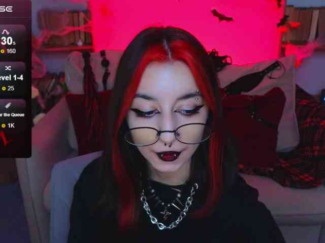 MistressMarcelline webcam