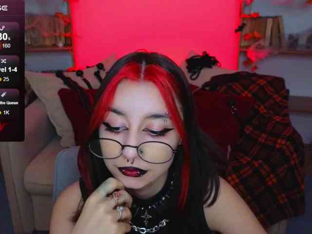 MistressMarcelline webcam