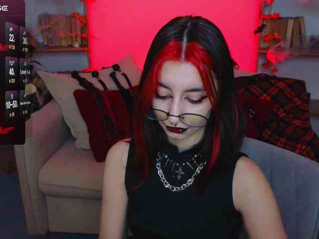 MistressMarcelline webcam