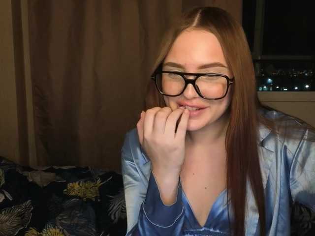 Accedi alla chat con il nickname LisaAndDenis LisaAndDenis