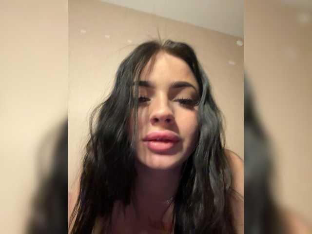 Vai a chattare su LisaAndDenis LisaAndDenis