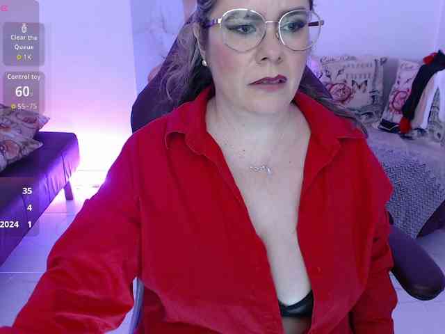 Diva-Hot82 webcam