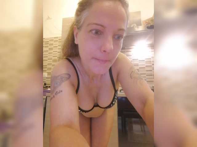 Dark-Angel-22 webcam