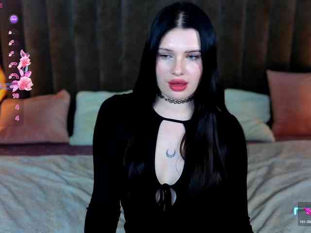 NeylaCharm webcam