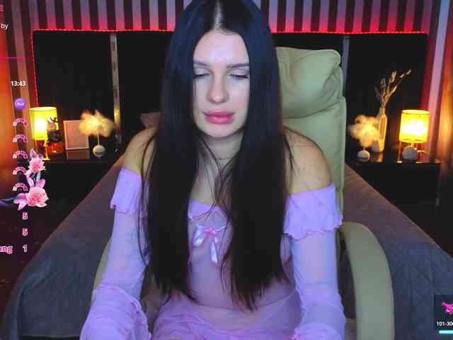 NeylaCharm webcam