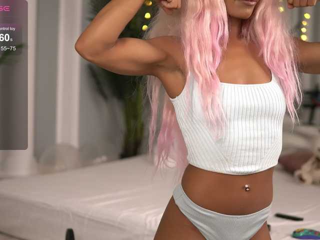 SarahRaynex webcam