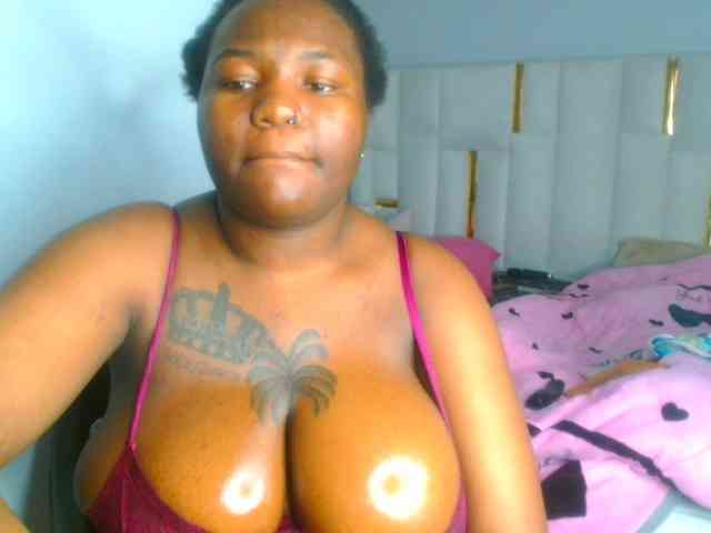 bustymelons69 webcam